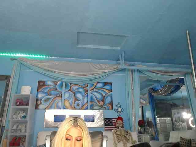 adrianna_fox adrianna_fox