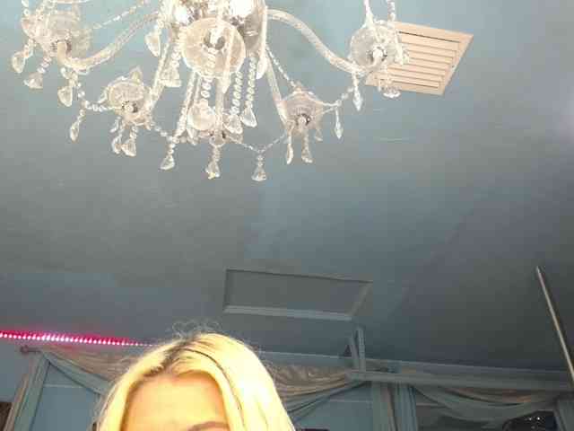 adrianna_fox webcam
