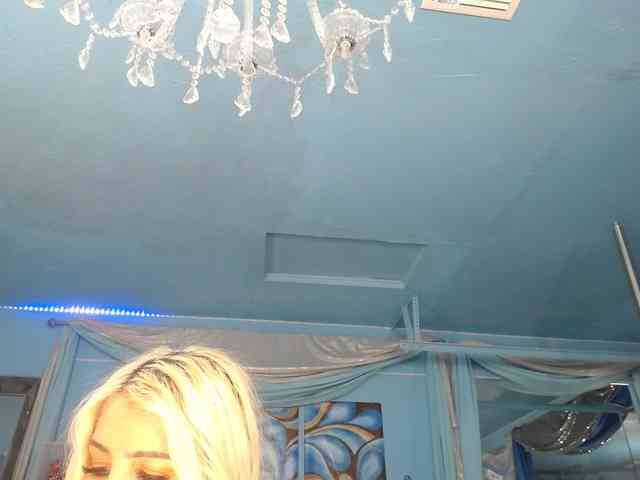 adrianna_fox