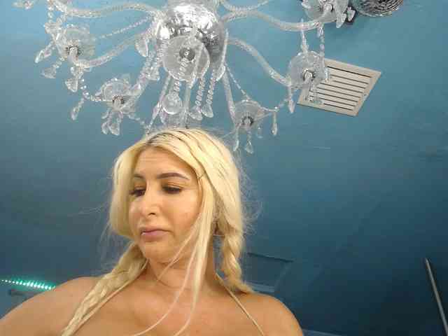 adrianna_fox webcam