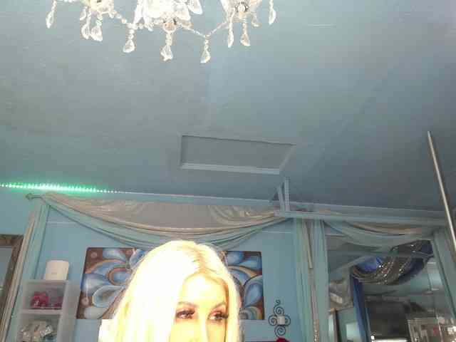 adrianna_fox