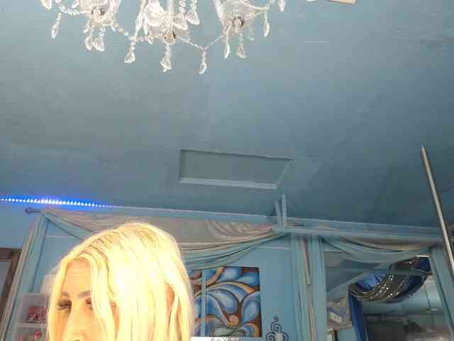 adrianna_fox webcam