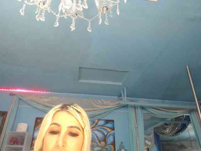 adrianna_fox webcam