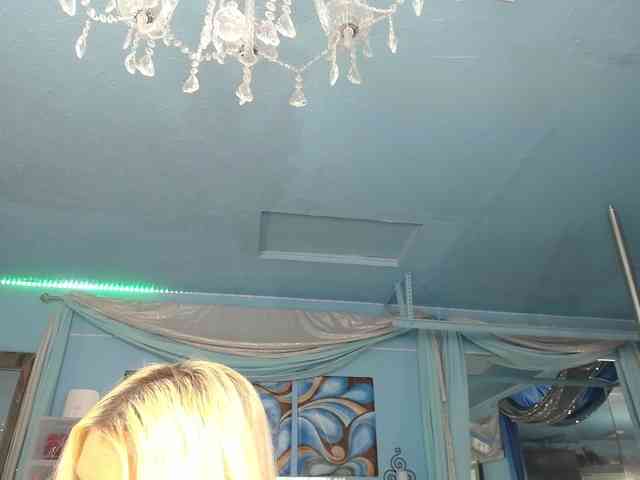 adrianna_fox webcam