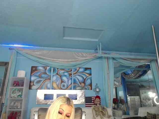 adrianna_fox webcam