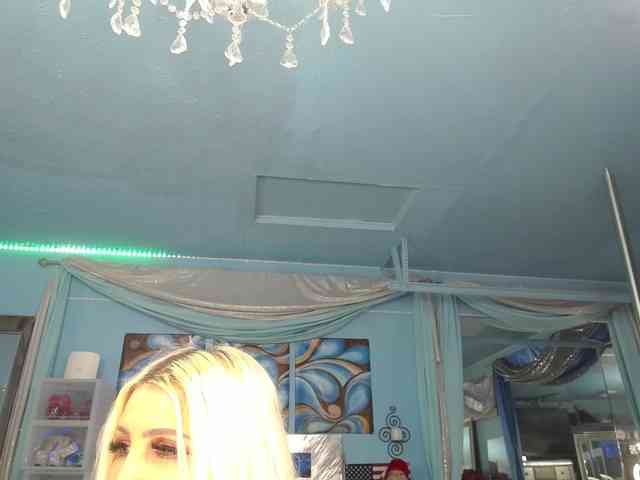 adrianna_fox webcam