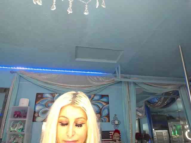 adrianna_fox