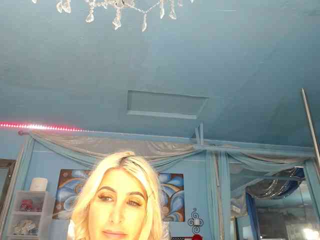 adrianna_fox webcam