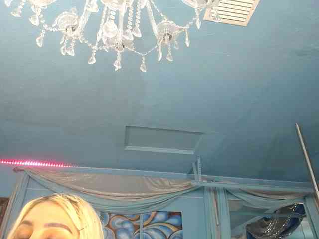 adrianna_fox webcam