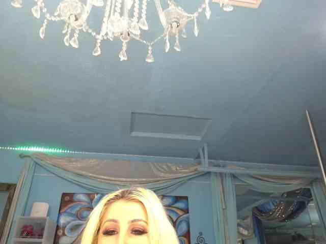adrianna_fox