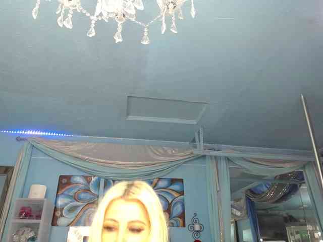 adrianna_fox