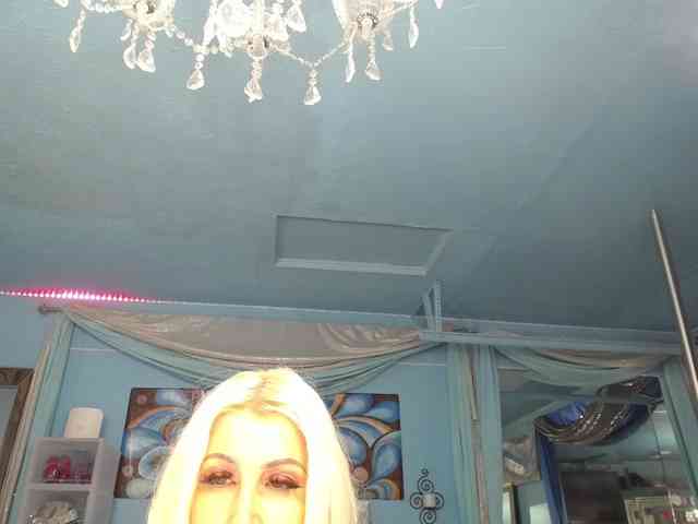 adrianna_fox