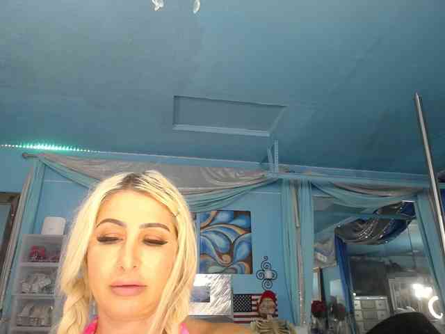 adrianna_fox webcam