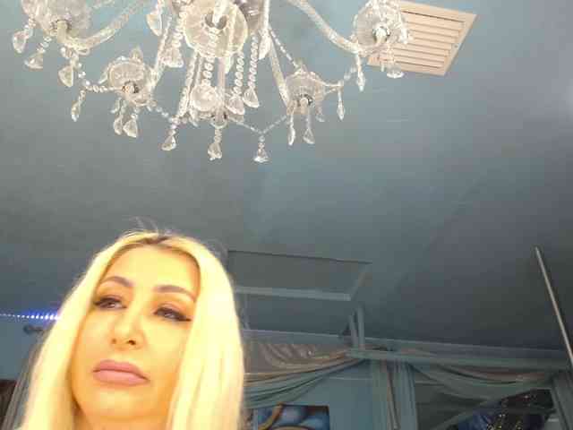 adrianna_fox
