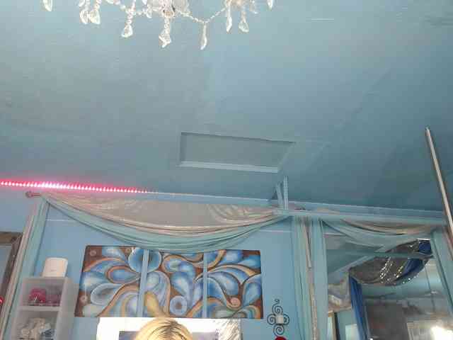 adrianna_fox webcam