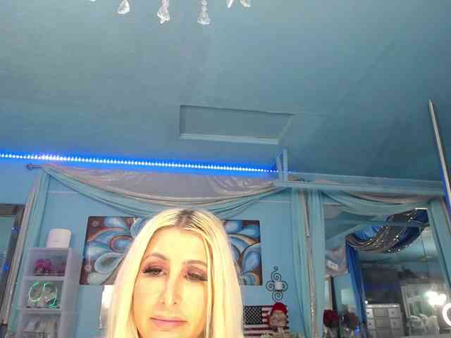 adrianna_fox webcam