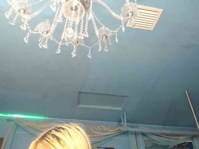 adrianna_fox webcam