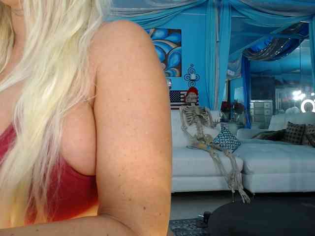 adrianna_fox webcam