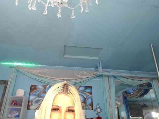 adrianna_fox