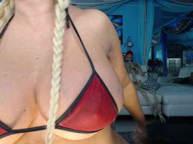 adrianna_fox