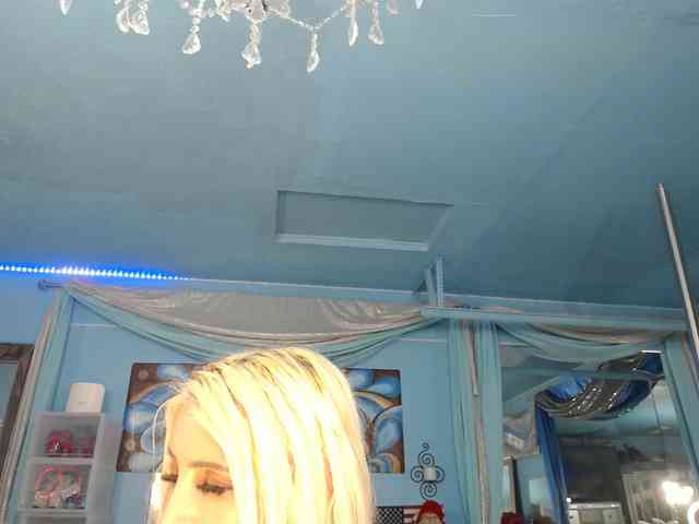 adrianna_fox