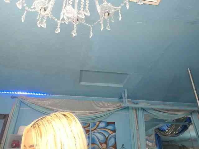 adrianna_fox webcam