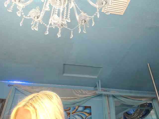 adrianna_fox webcam