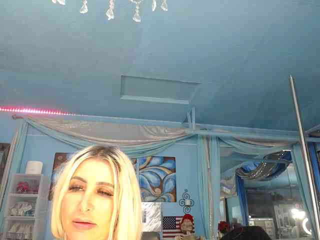 adrianna_fox webcam