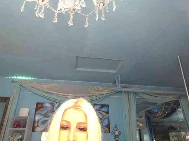 adrianna_fox