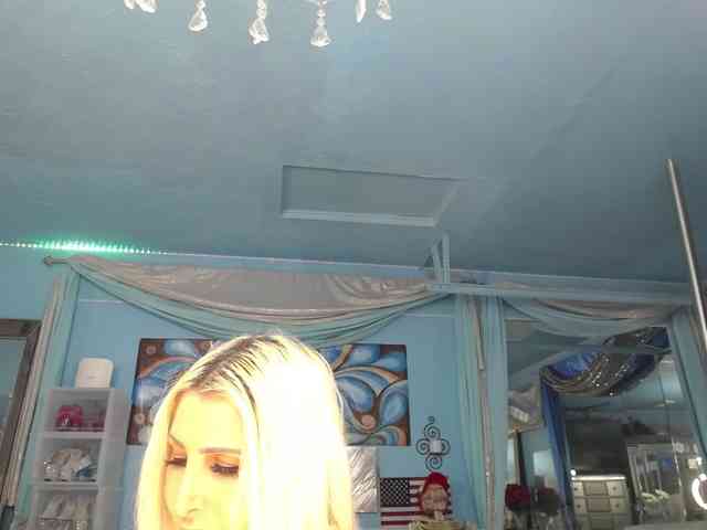 adrianna_fox