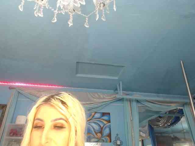 adrianna_fox webcam