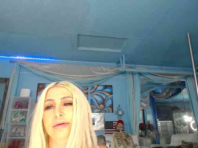 adrianna_fox