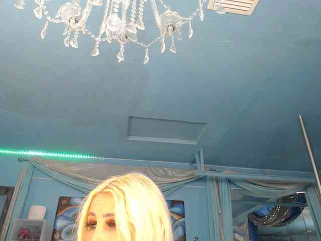 adrianna_fox webcam