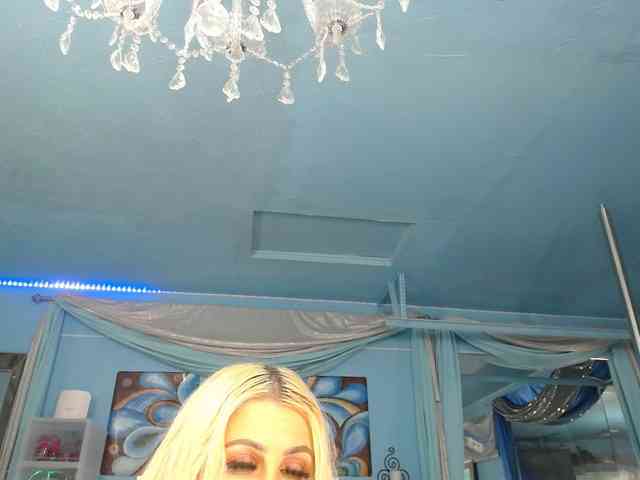 adrianna_fox webcam