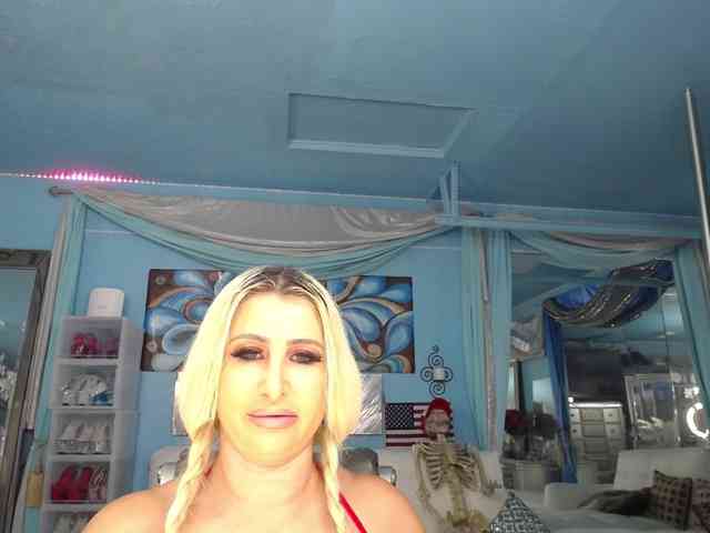 adrianna_fox