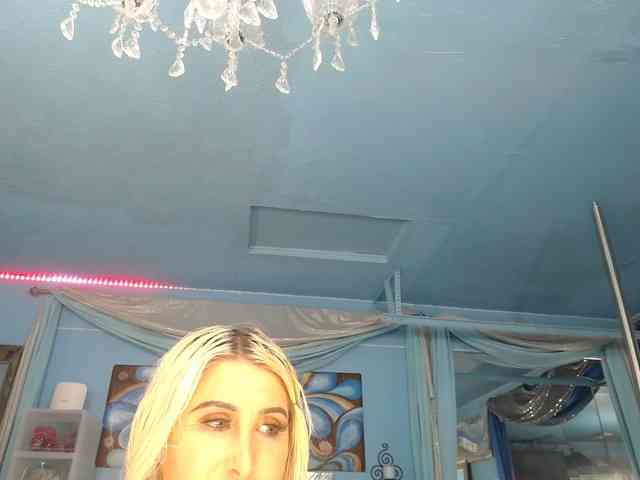 adrianna_fox webcam