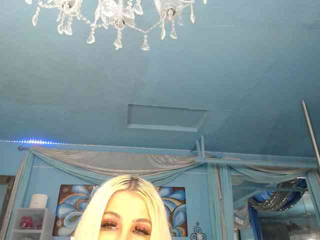 adrianna_fox webcam
