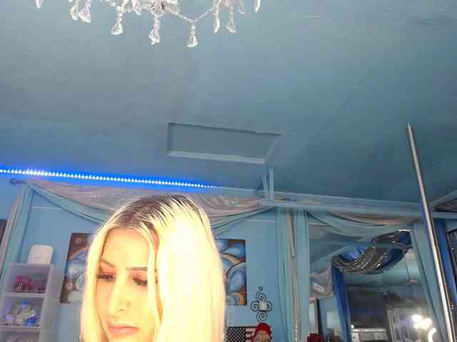 adrianna_fox webcam
