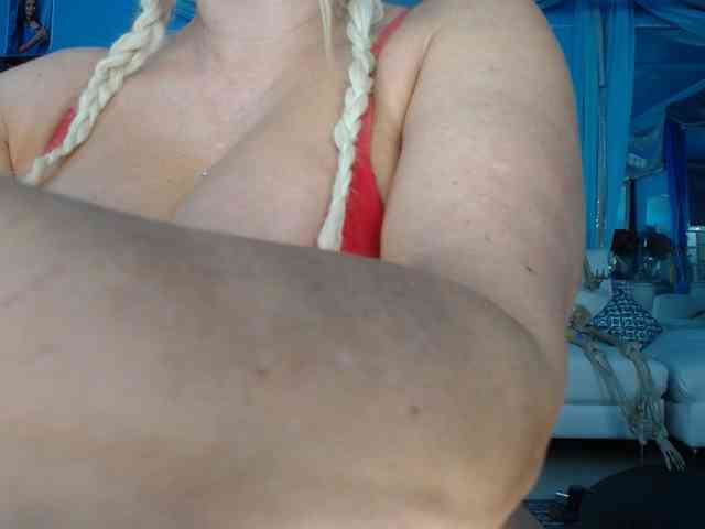 adrianna_fox webcam