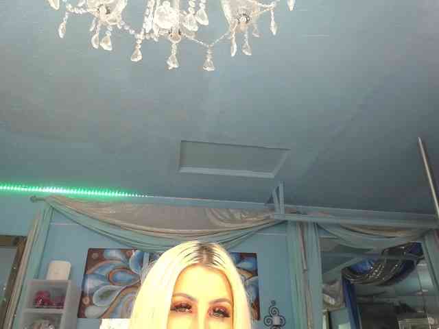 adrianna_fox webcam