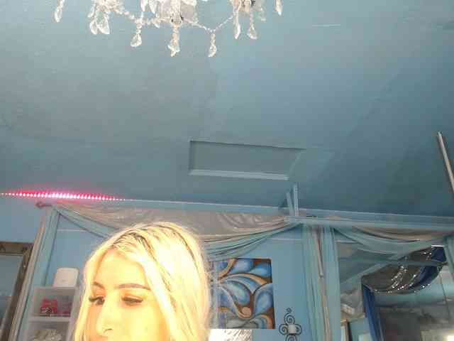 adrianna_fox webcam