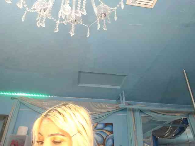adrianna_fox webcam