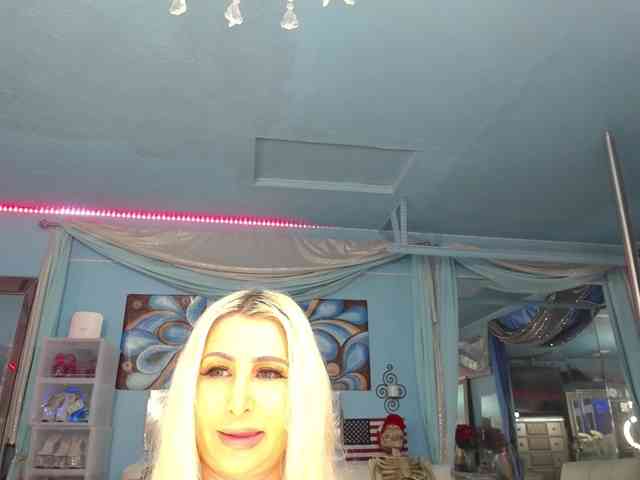 adrianna_fox