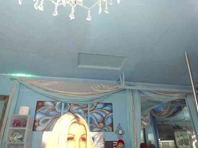 adrianna_fox webcam