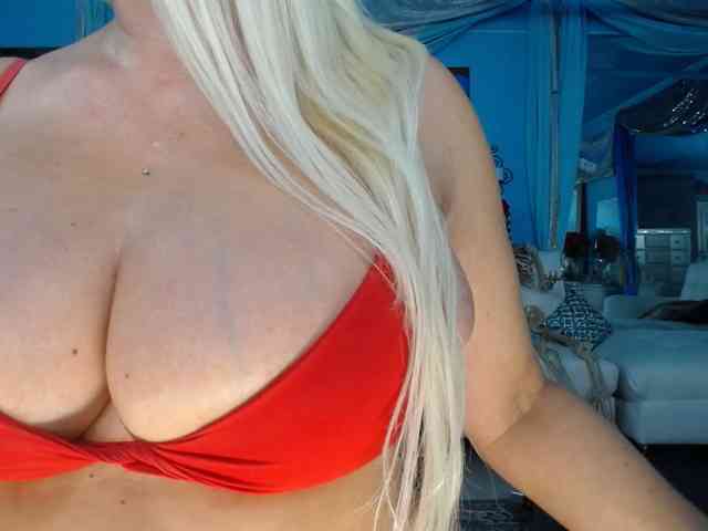 adrianna_fox