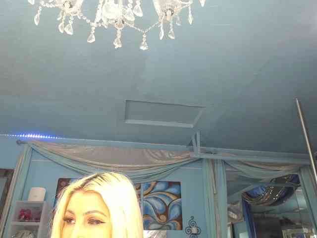 adrianna_fox webcam