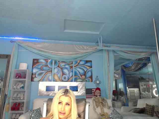 adrianna_fox