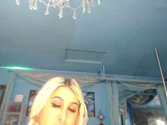 adrianna_fox webcam