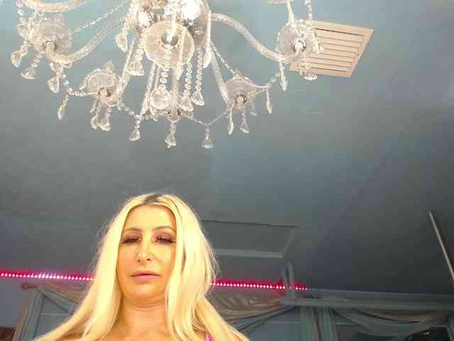 adrianna_fox webcam