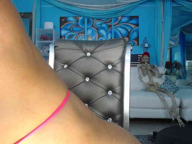 adrianna_fox webcam